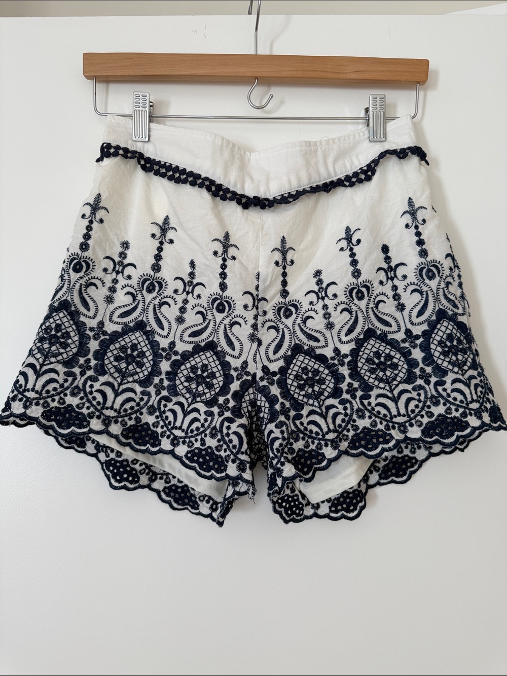 Love Riche White High-Waist Shorts with Navy Embroidery  Medium 100% Cotton